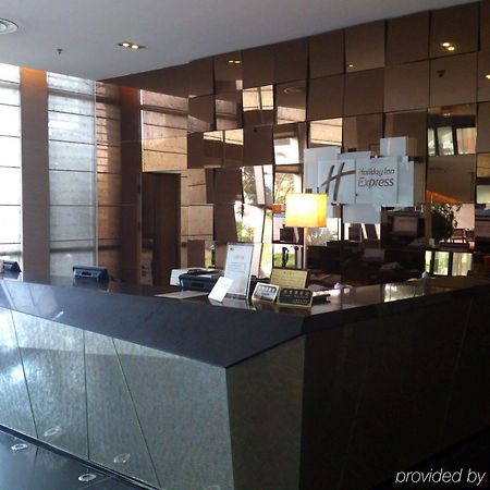 Holiday Inn Express Meilong Shanghai Exterior photo