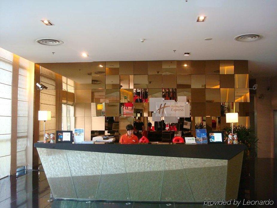 Holiday Inn Express Meilong Shanghai Interior photo