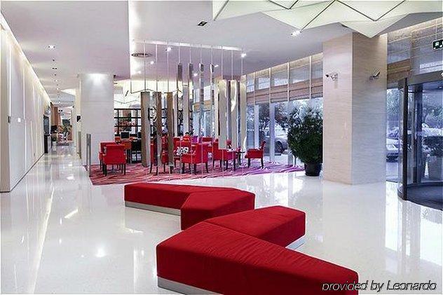 Holiday Inn Express Meilong Shanghai Interior photo